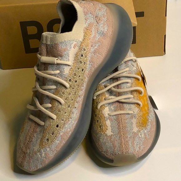 Yeezy 380 Reflective Pepper Sz 9.5 sneakers DS - Picture 2 of 10